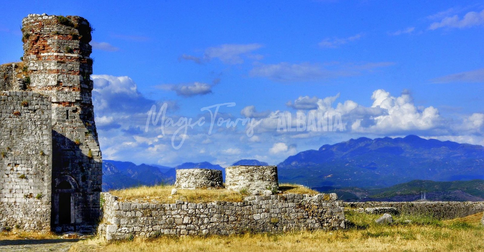 explorer-albanie-une-destination-de-voyage-émergente-avec-une-beauté-intouchée-potentiel-d'investissement