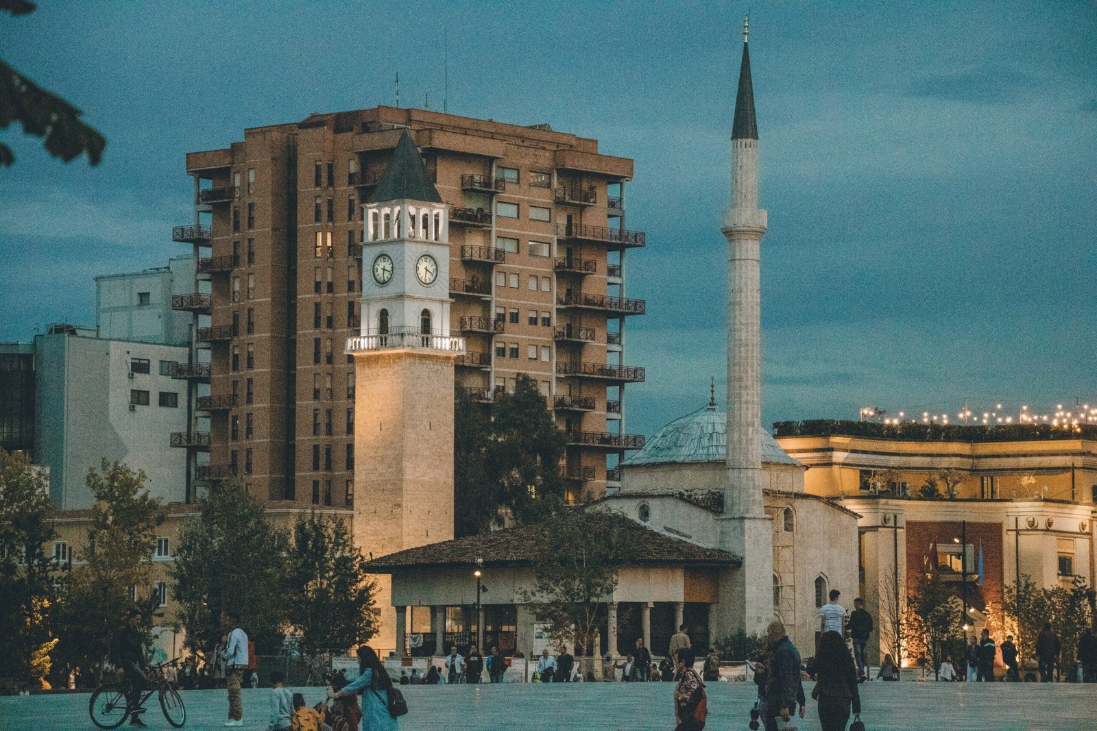 5-best-neighbourhoods-in-tirana