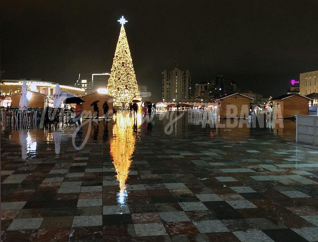 Piazza Skanderbeg in Albania