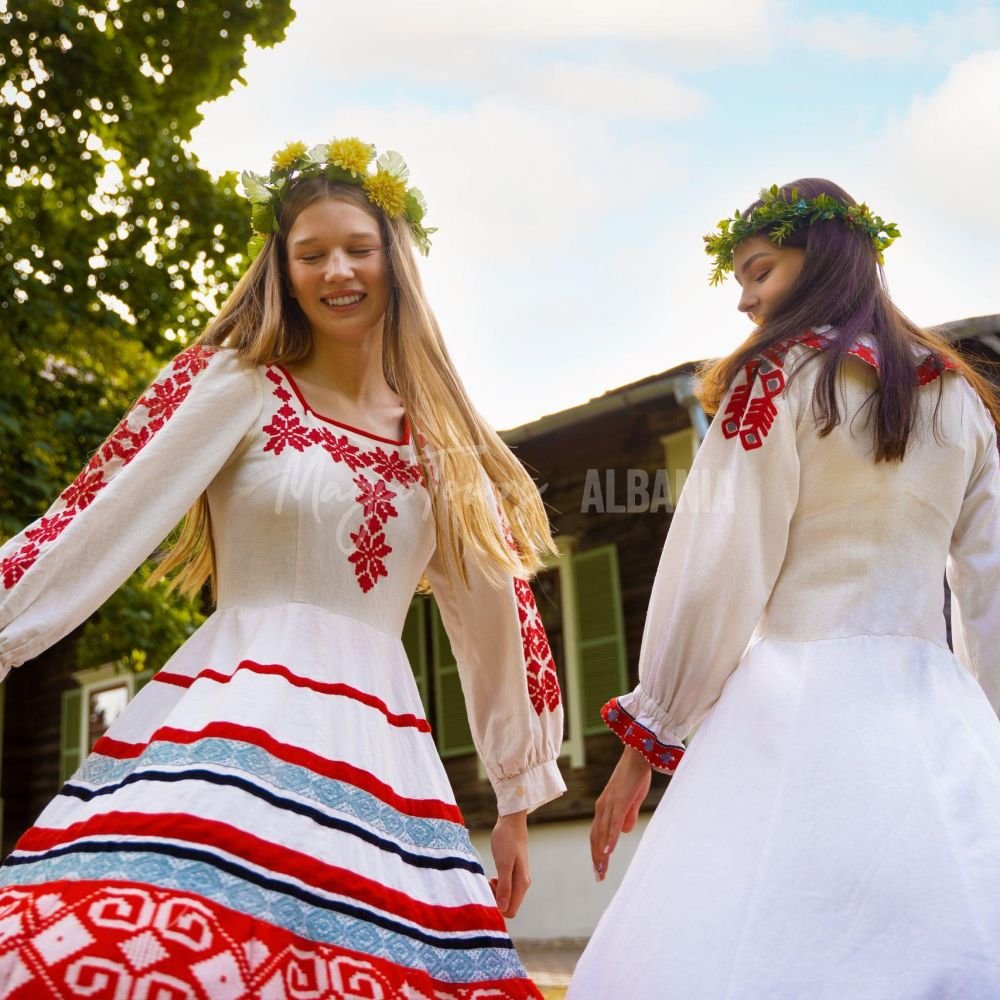 Traditional albanian clothing